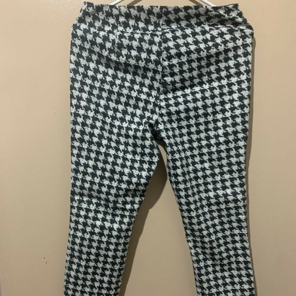 H&M pant Squares White And Black Leggings Size  8 - Picture 6 of 6